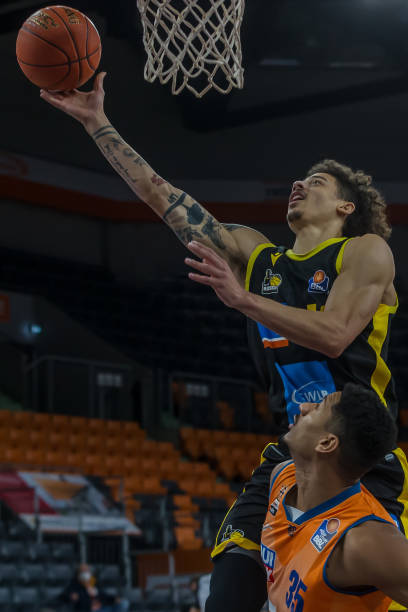 引发了外界 引发了外界