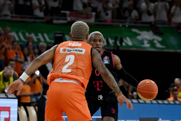 现了强大的 现了强大的