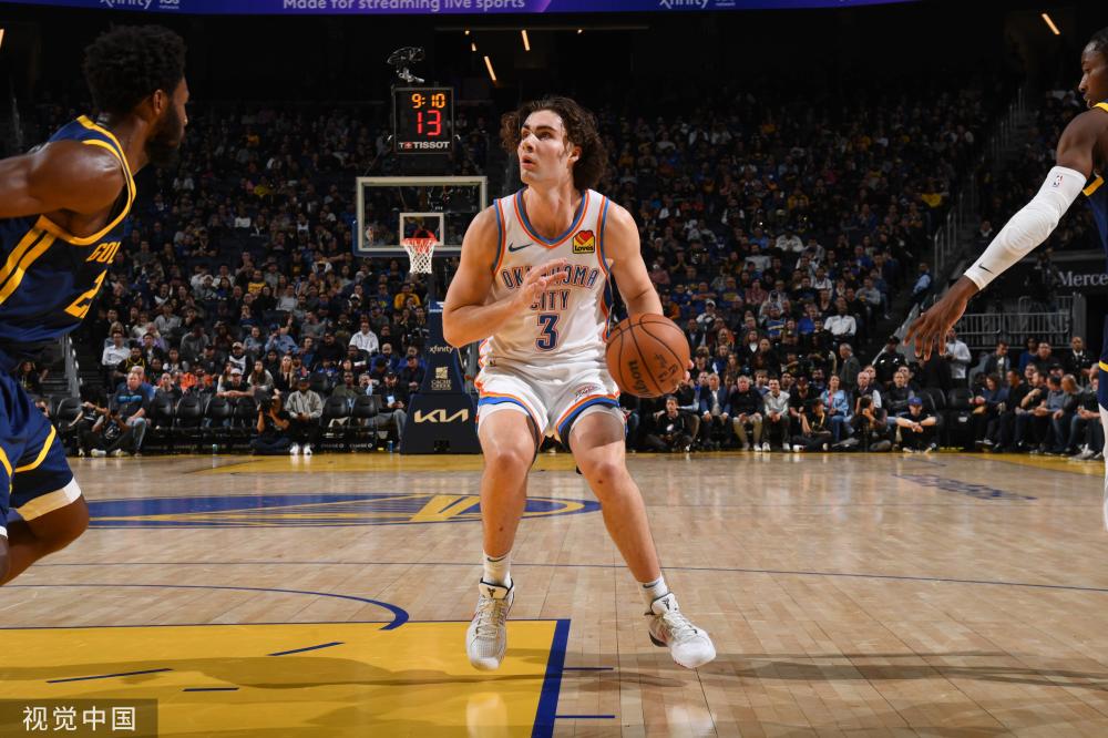 如铜墙铁壁 如铜墙铁壁