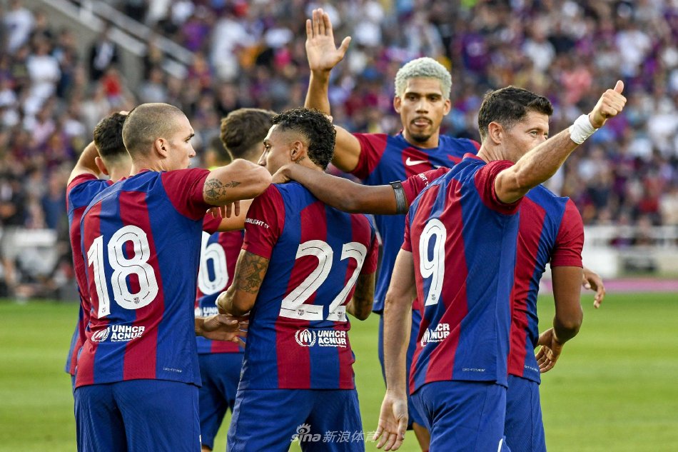 王楚淇：多纳鲁马门线技术排当世前三，第一裤袜第二大马丁