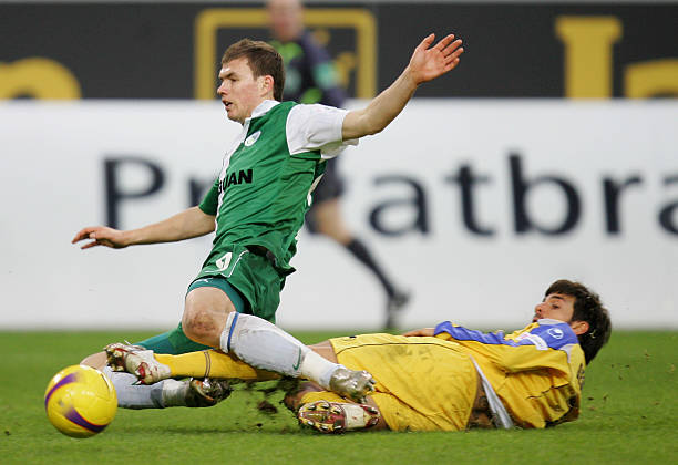 霍里谈萨瓦娜让老詹退役：多数妻子不会要求丈夫放弃梦想 看看布雷迪是咋离婚的